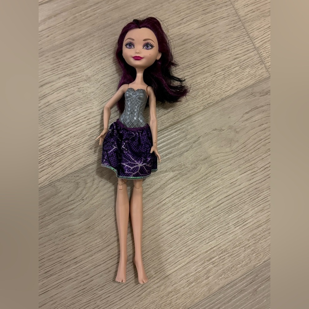 Ever After High Doll Raven Queen Basic Budget Mattel